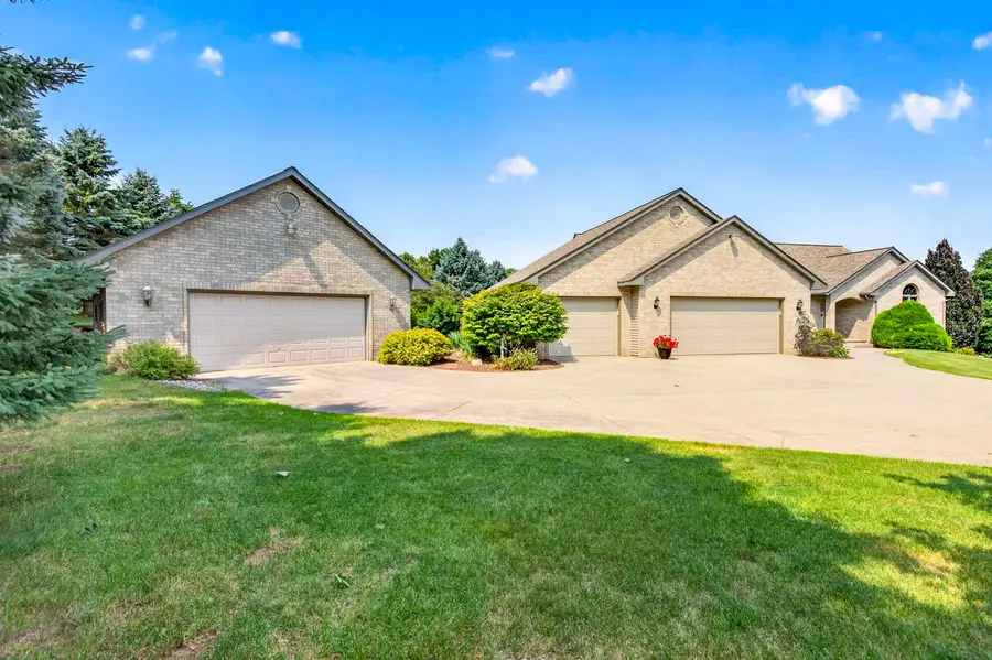 W7272 Bonnie Drive, Shiocton, WI 54170 - #3