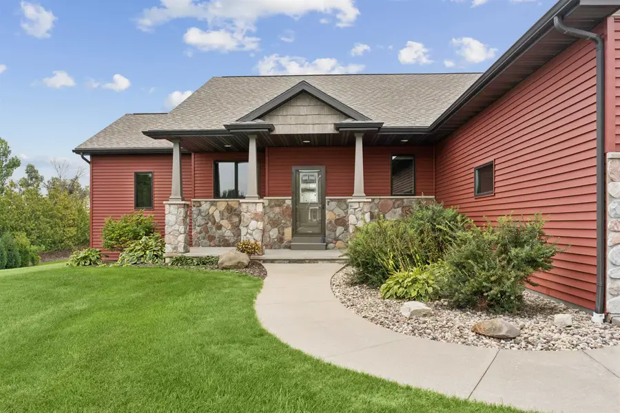 W5975 Autumn Hills Parkway, Appleton, WI 54913 - #2