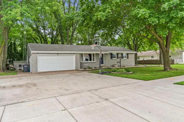 2899 W 9th Avenue, OSHKOSH, WI 54904-6501