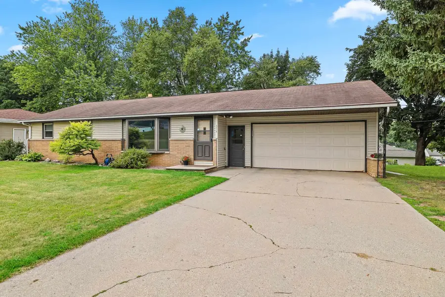 374 Skyline Boulevard, Green Bay, WI 54302-3344 - #3