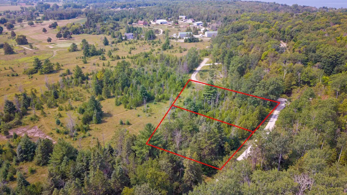 Idlewild Woods Drive #9&10, Sturgeon Bay, WI 54235 - #1