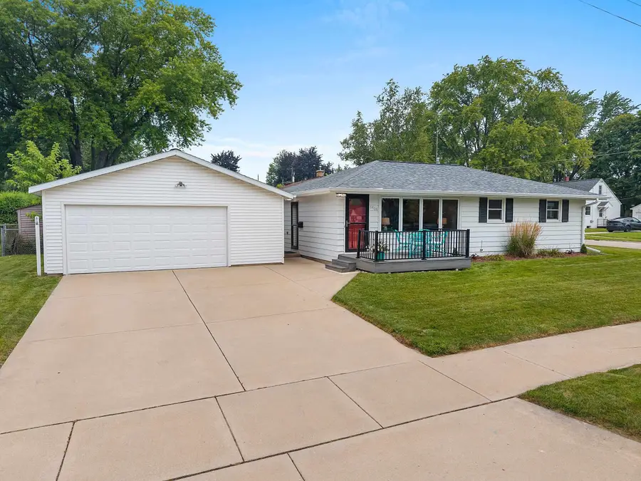 1404 Spence Street, Green Bay, WI 54304-3242 - #2