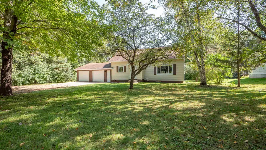 E2059 N Westgate Acres Road, Waupaca, WI 54981 - #3