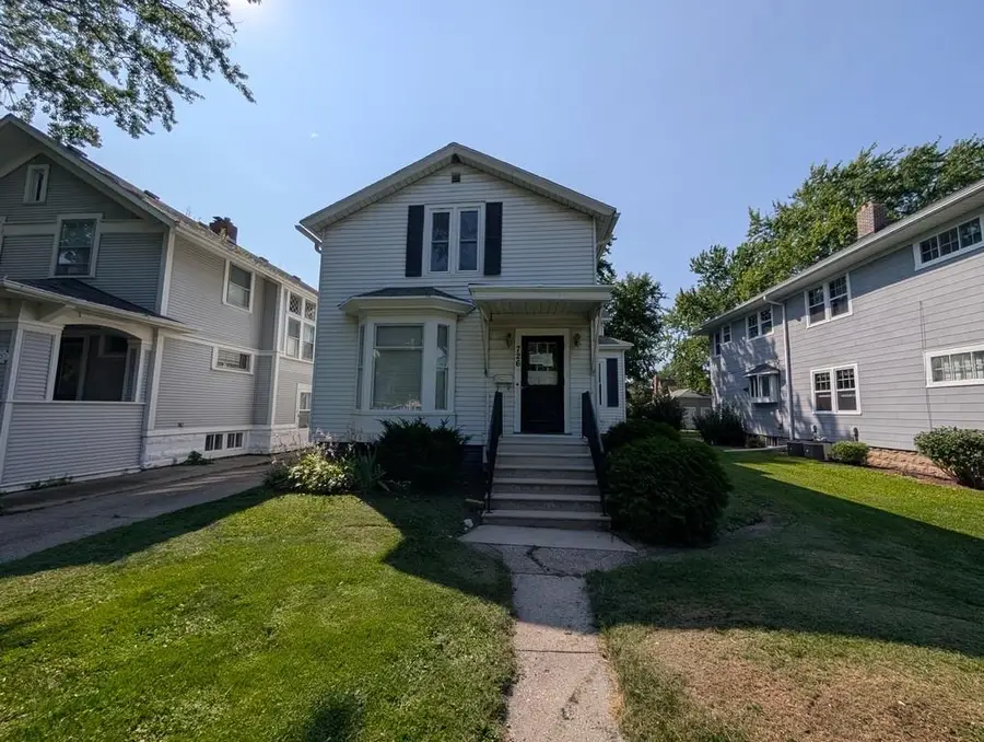 726 S Jackson Street, Green Bay, WI 54301 - #2