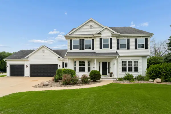 2809 Pine Ridge Road, OSHKOSH, WI 54904