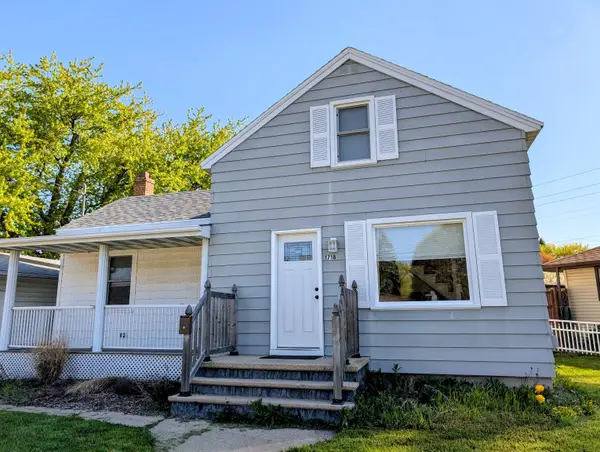 1718 E John Street, APPLETON, WI 54915