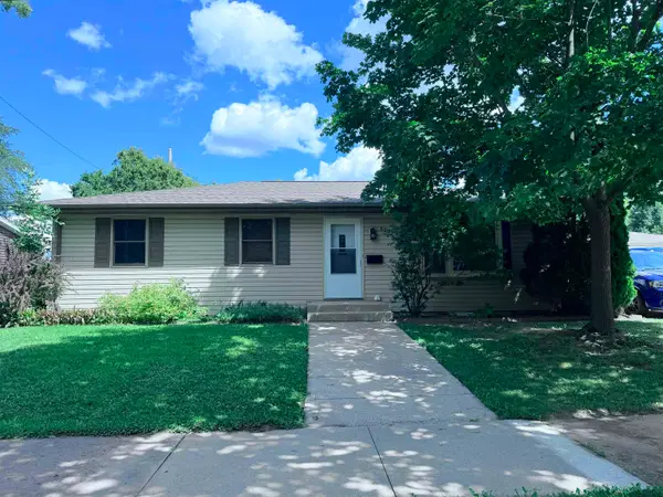 609 Linda Street, COMBINED LOCKS, WI 54113