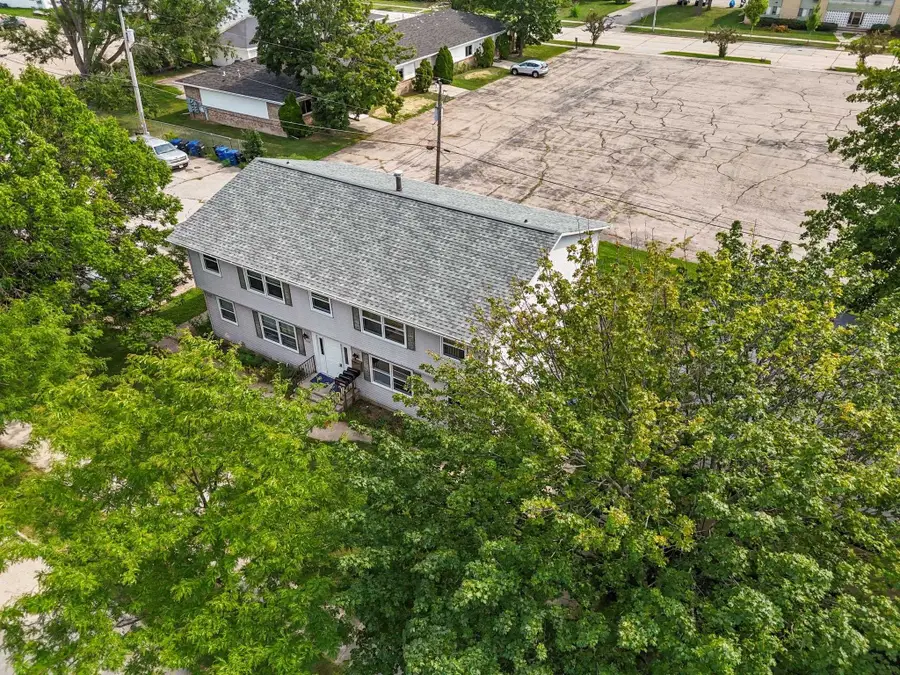 1842 Evans Street, Oshkosh, WI 54901 - #3
