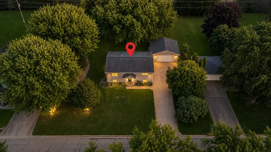 714 Giese Street, Hortonville, WI 54944 - #2