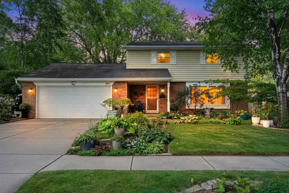 936 St Marys Street, De Pere, WI 54115 - #1