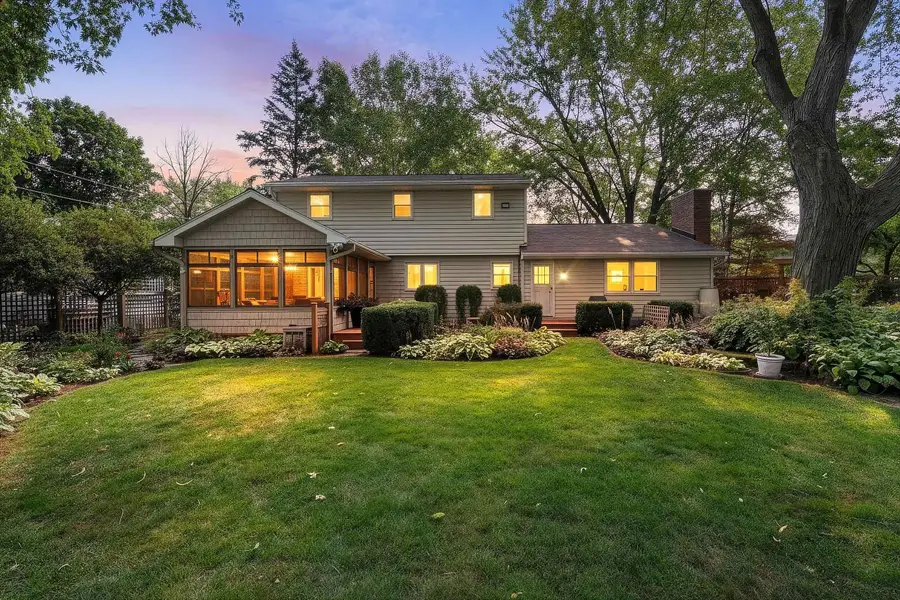936 St Marys Street, De Pere, WI 54115 - #2
