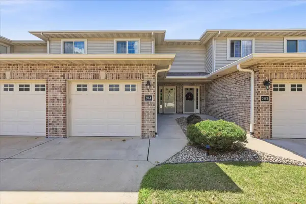 1300 Alpine Drive #204, GREEN BAY, WI 54311