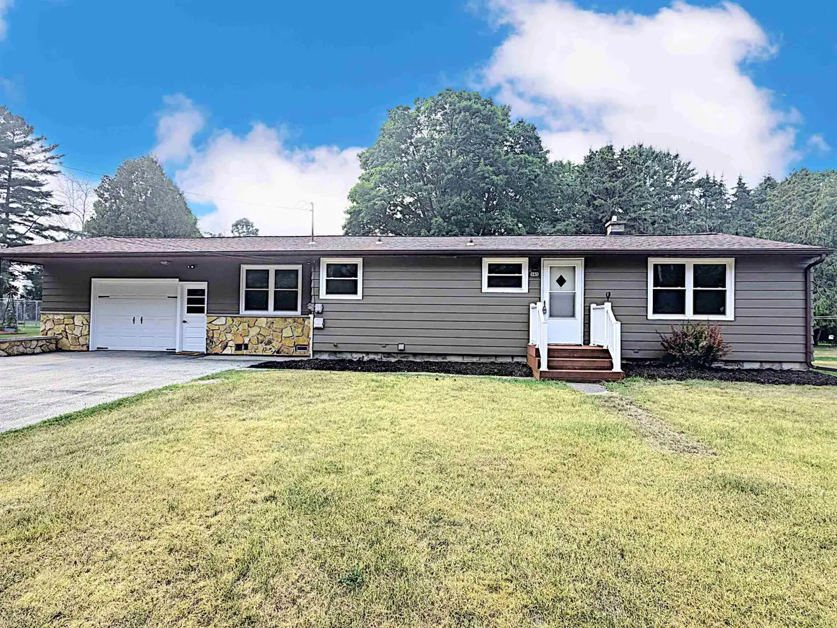 945 Steiner Drive, Mishicot, WI 54228 - #1
