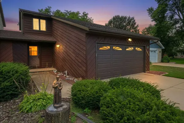 1043 Coppens Road, GREEN BAY, WI 54303-3864