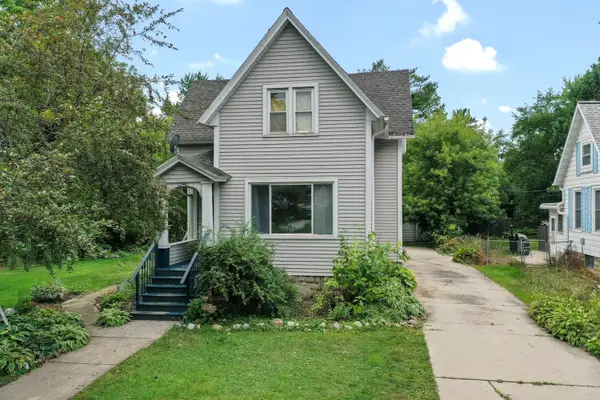 1240 S Jackson Street, GREEN BAY, WI 54301-3038