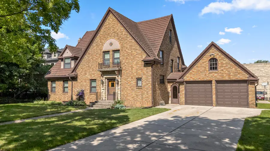 740 S Quincy Street, Green Bay, WI 54301 - #2