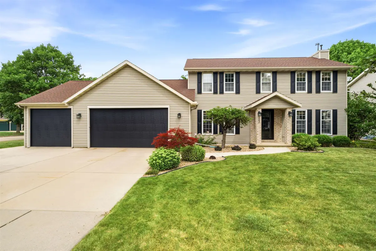1502 E Cranberry Drive, Appleton, WI 54915 - #1