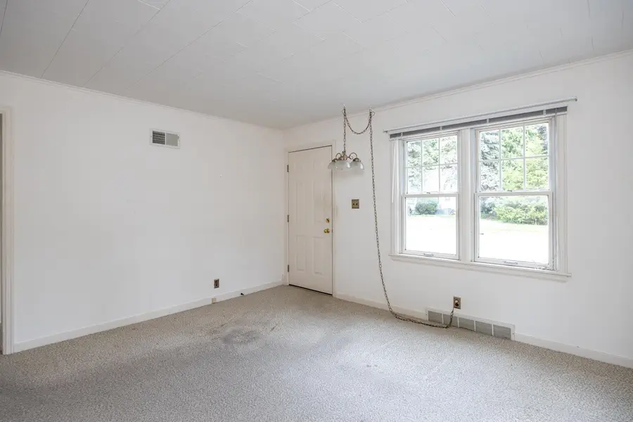 1609 W Murdock Avenue, Oshkosh, WI 54901-2126 - #3