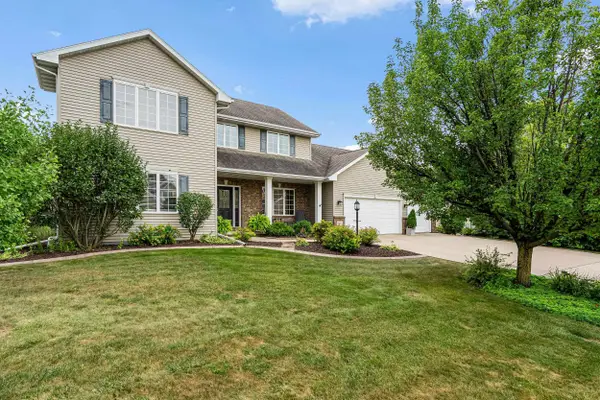 W6571 Austin Drive, APPLETON, WI 54915-4852