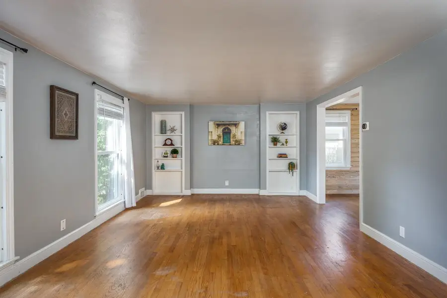822 W 3rd Street, Appleton, WI 54914 - #2