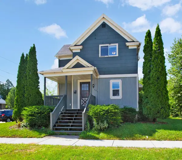 204 8th Street, FOND DU LAC, WI 54935