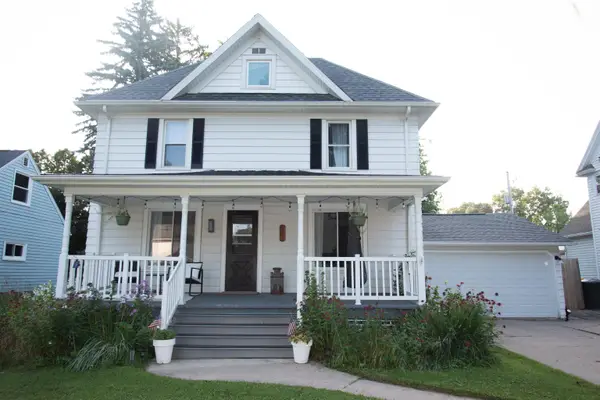 903 Woodside Avenue, RIPON, WI 54971-1832