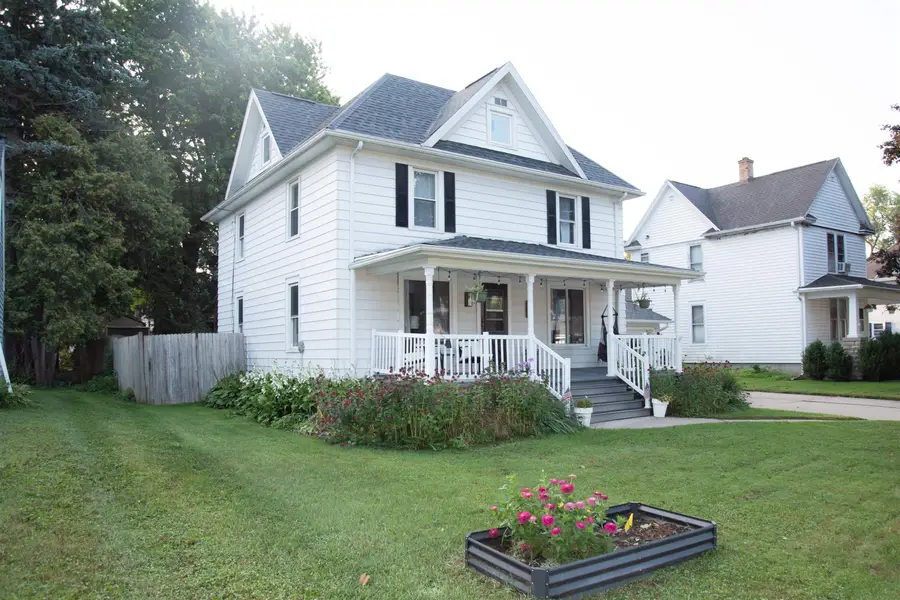 903 Woodside Avenue, Ripon, WI 54971-1832 - #2