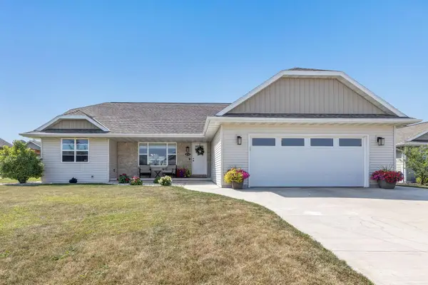 854 Roth Road, DE PERE, WI 54115-7112