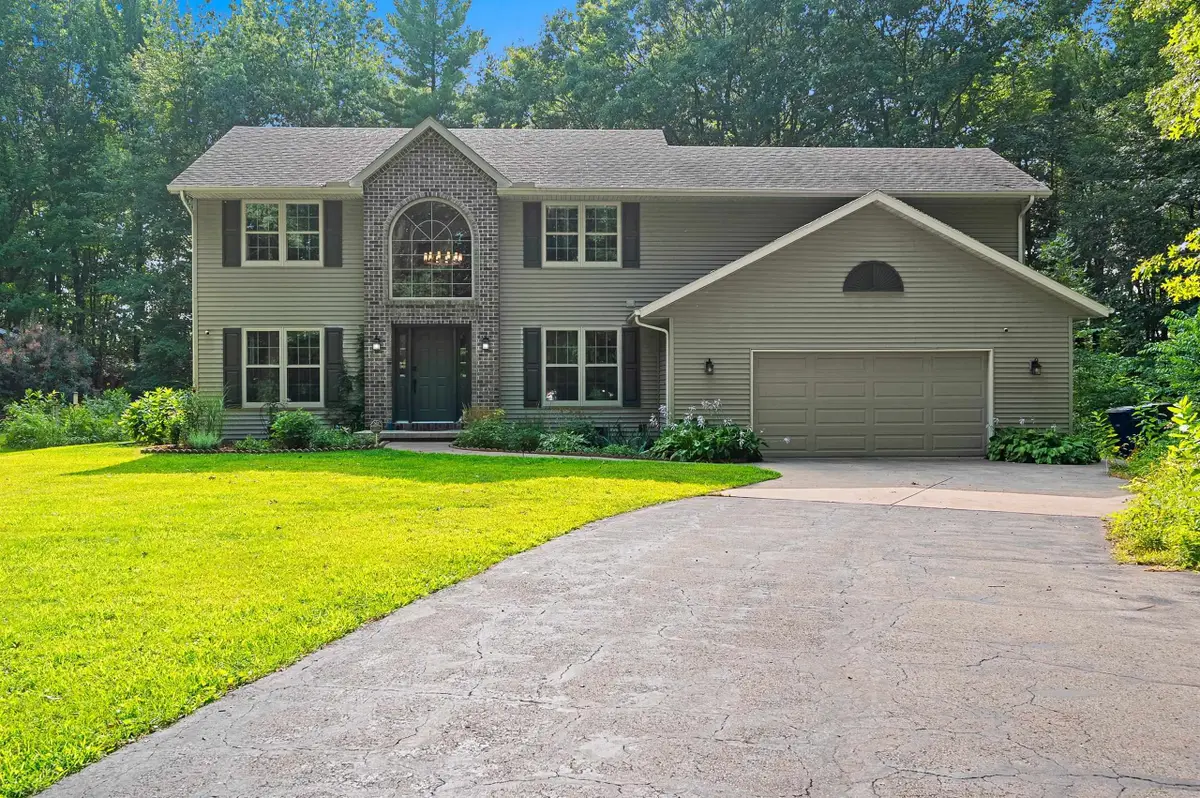 3611 Royal Oaks Court, Suamico, WI 54173-8268 - #1
