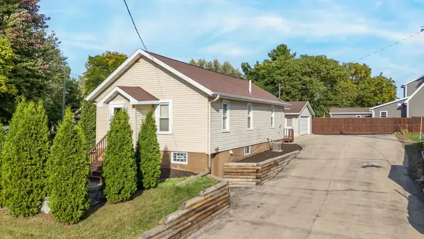 1420 S Division Street, NEW LONDON, WI 54961