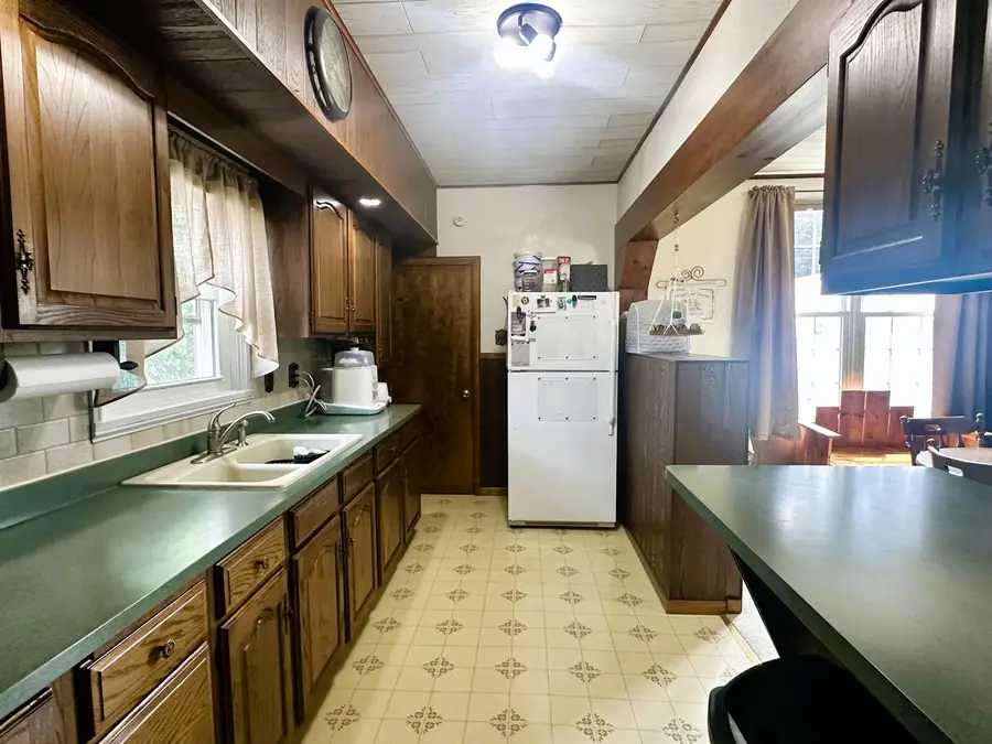 707 E Main Street, Waupun, WI 53963 - #3