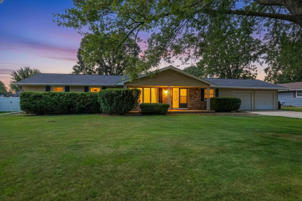 1327 Skylark Lane, Green Bay, WI 54313-5862 - #1