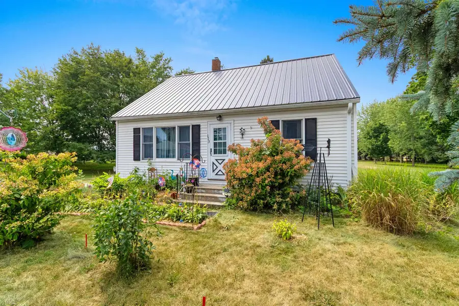 113 N Elm Avenue, Gillett, WI 54124 - #3