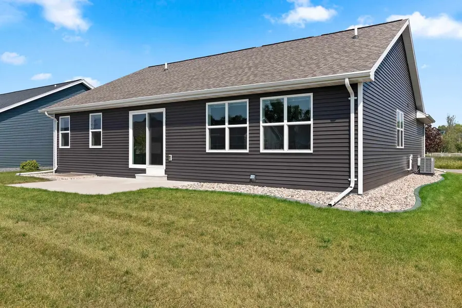 1526 Freedom Meadows Drive, Neenah, WI 54956 - #2