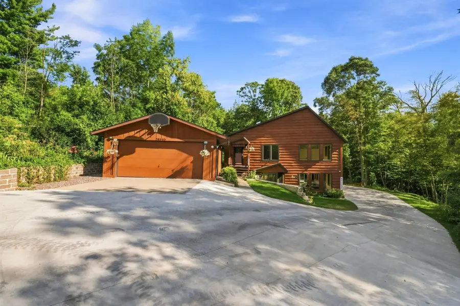 2691 Mayline Drive, Green Bay, WI 54311 - #2
