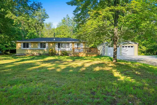 N10319 Bedora Lane, CRIVITZ, WI 54114