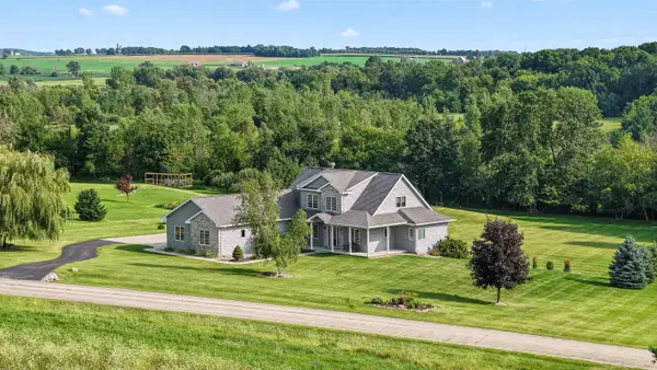 W5412 Bowe Lane, FOND DU LAC, WI 54937