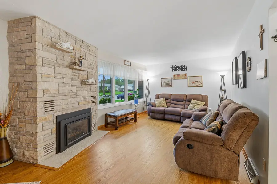 256 S Peters Avenue, Fond Du Lac, WI 54935-3817 - #2