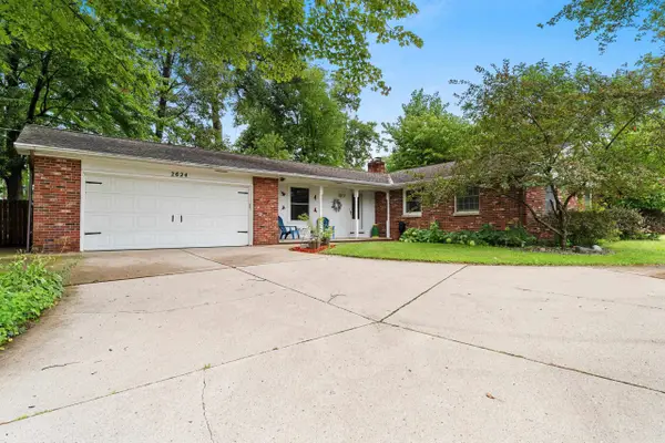 2624 Oakwood Drive, GREEN BAY, WI 54304-1617