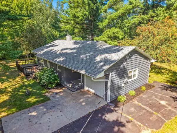 3136 Flintville Road, SUAMICO, WI 54313-8206