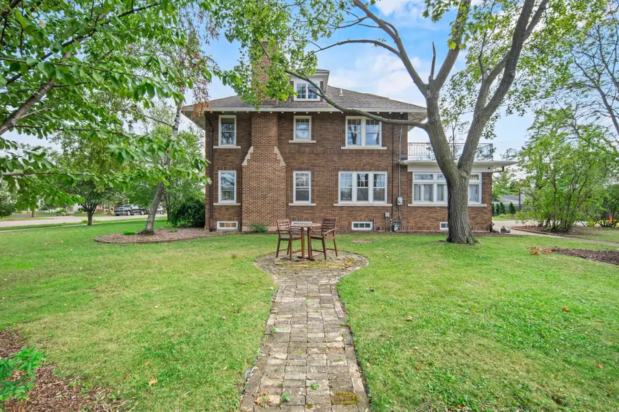 428 9th Street, Neenah, WI 54956 - #3