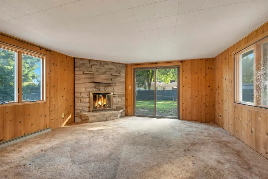 1669 Forest Glen Drive, Green Bay, WI 54304 - #2