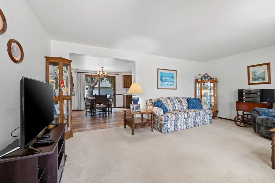 842 Fribourg Street, De Pere, WI 54115 - #3