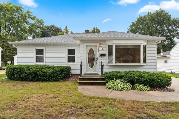 1256 Marian Lane, GREEN BAY, WI 54304