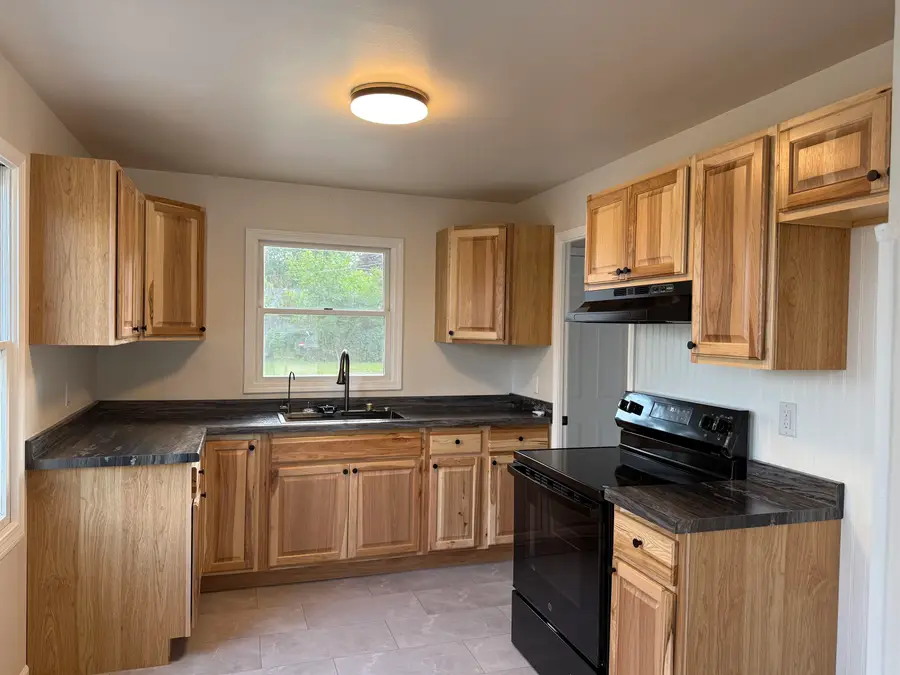 929 Hunt Avenue, Neenah, WI 54956 - #2