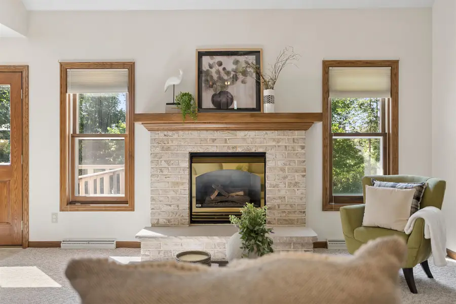 120 E Glenbrook Drive, Pulaski, WI 54162 - #3