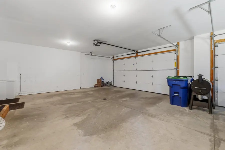 721 Ledgeview Lane, Brownsville, WI 53006 - #3