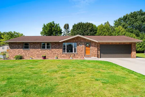1307 Sunray Lane, GREEN BAY, WI 54313-7138