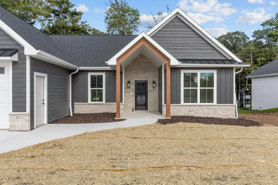 3211 Eclipse Drive, Green Bay, WI 54311 - #3