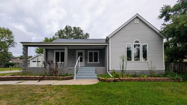 4013 Michigan Avenue, MANITOWOC, WI 54220
